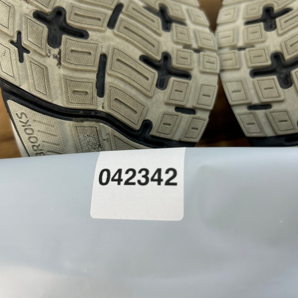 Brooks Trace 3 Womens Running Shoes Size 10 Wide D White Grey Black 1204011D191 - Picture 8 of 8